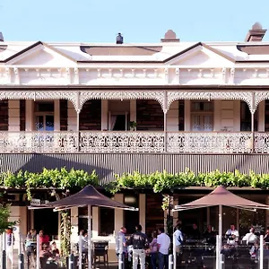 Metropolitan 3* Adelaide